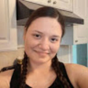 Meet your Posher, Michaela